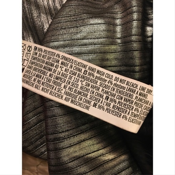 Forever 21 metallic off the shoulder crop top nwot - Picture 5 of 5